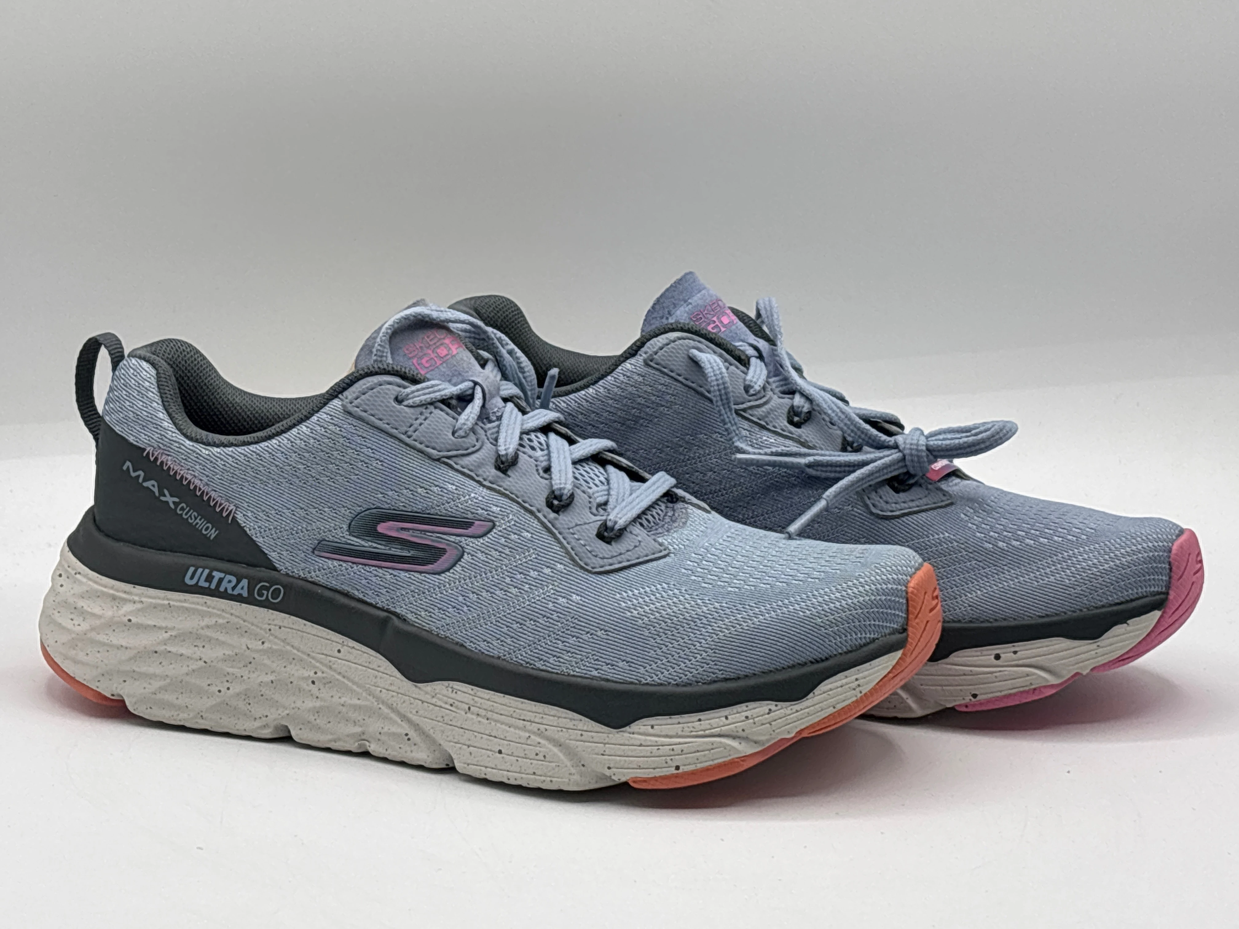 skechers max cushioning ultra go